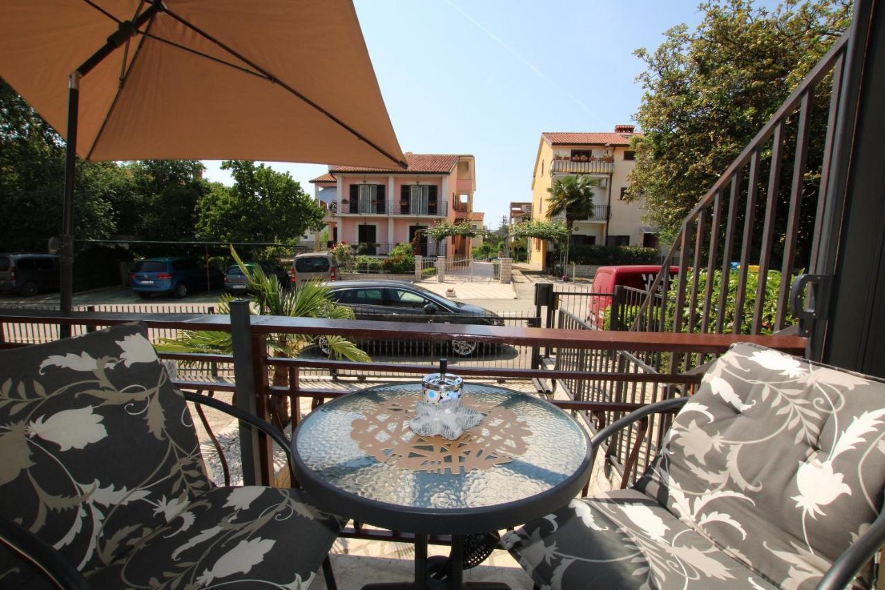 Blue Adria Suites Poreč Buitenkant foto