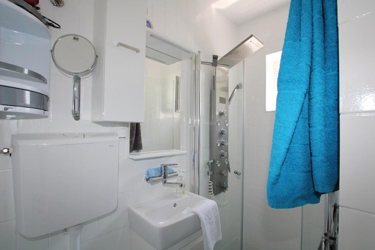 Blue Adria Suites Poreč Buitenkant foto
